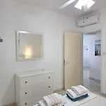 Apartment H&o Mia Sea View House