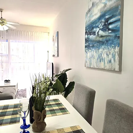 Apartment H&o Mia Sea View House *