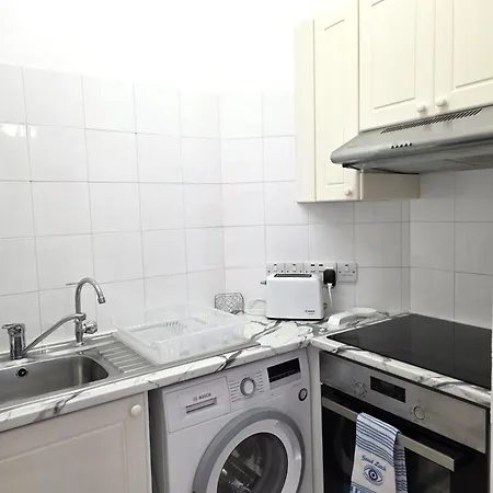 דירה H&o Mia Sea View House פאפוס