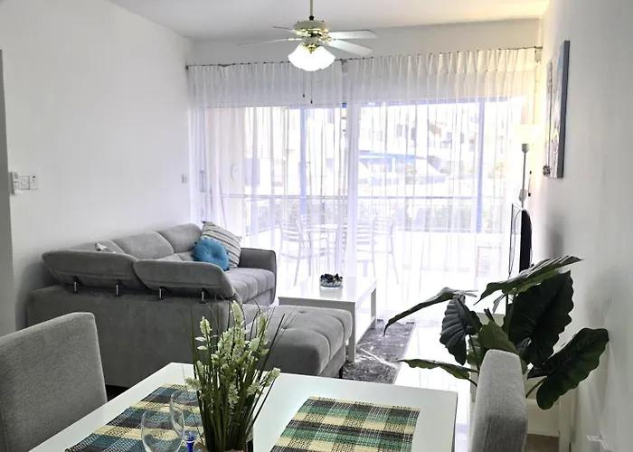 Apartment H&o Mia Sea View House