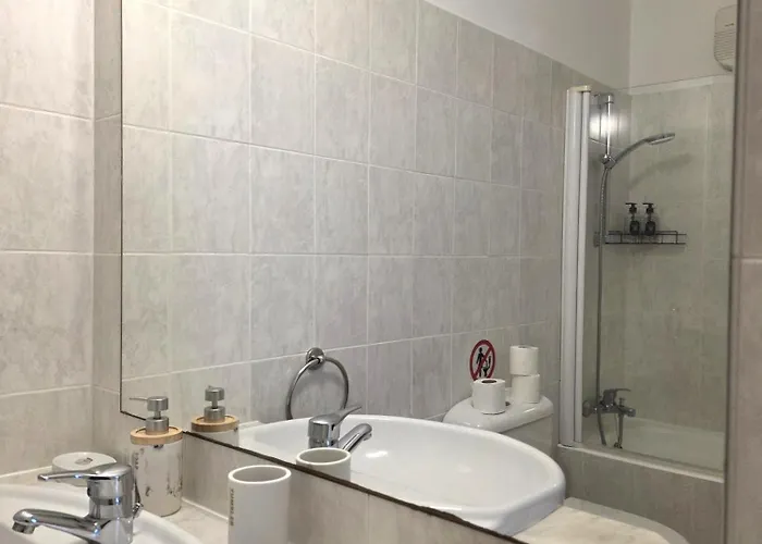Apartment H&o Mia Sea View House Paphos